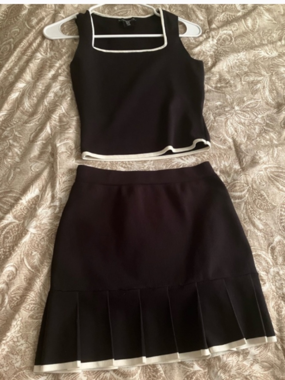 sincerely jules skirt set black xs white preppy pleated church summer wedding
